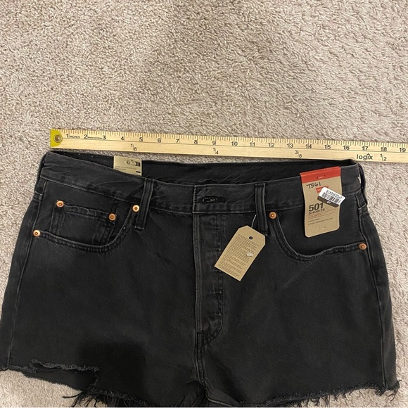 Levi’s 501 Cutoffs- Black- W33 - Picture 6 of 11